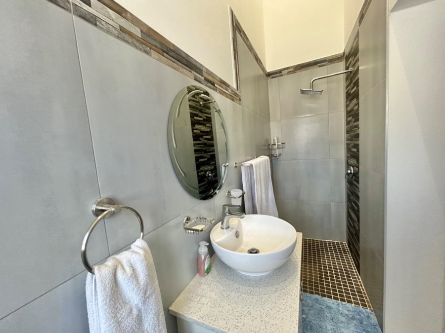 4 Bedroom Property for Sale in Noorsekloof Eastern Cape